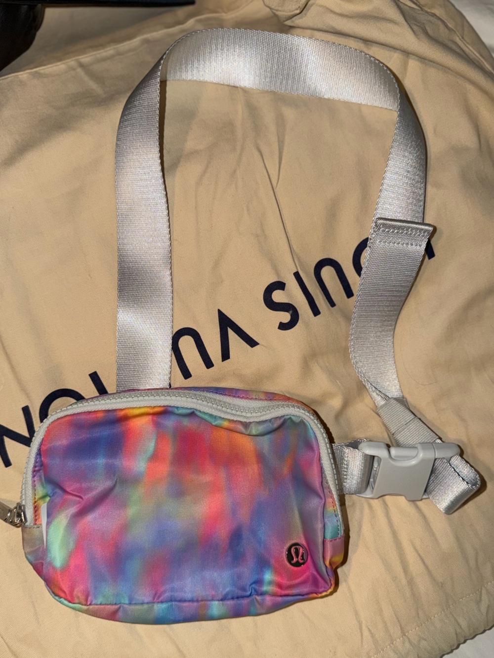 lululemon pastel rainbow tie-dye waist pouch